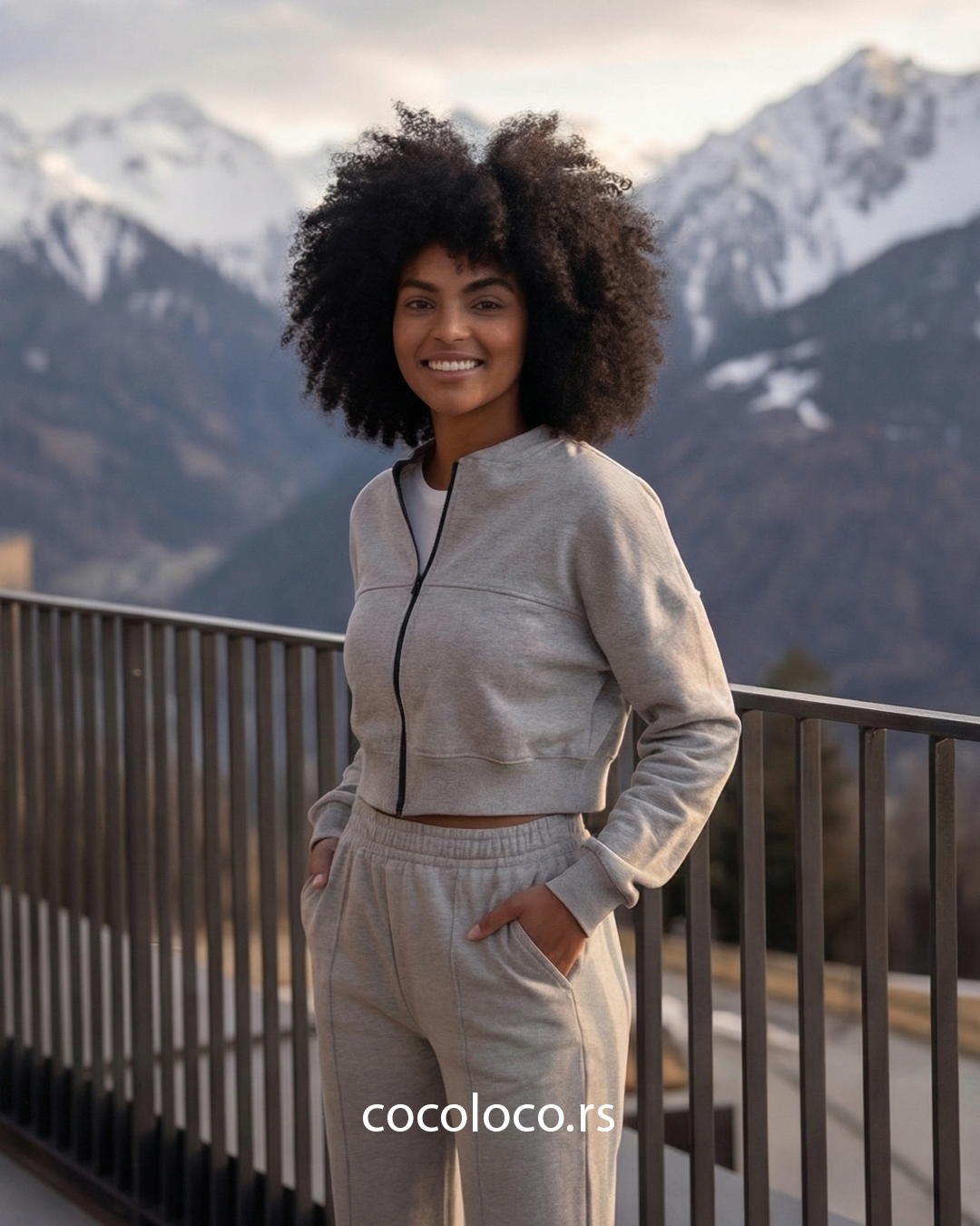 Ženska trenerka BAILA - Siva